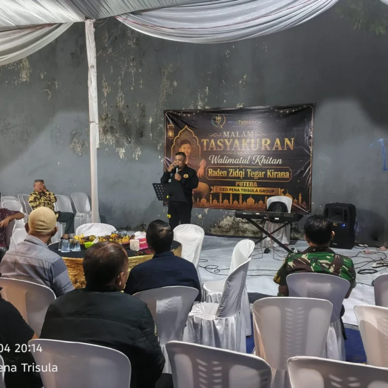 Kapolsek Kademangan Hadiri Malam Tasyakuran Walimatul Khitan Putra CEO Pena Trisula Group