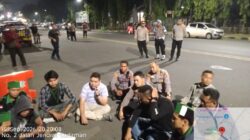 Wakapolres Cilegon Turun ke Tengah Aksi Demo HMI, Pendekatan Humanis Tuai Apresiasi Dari Pengguna Jalan