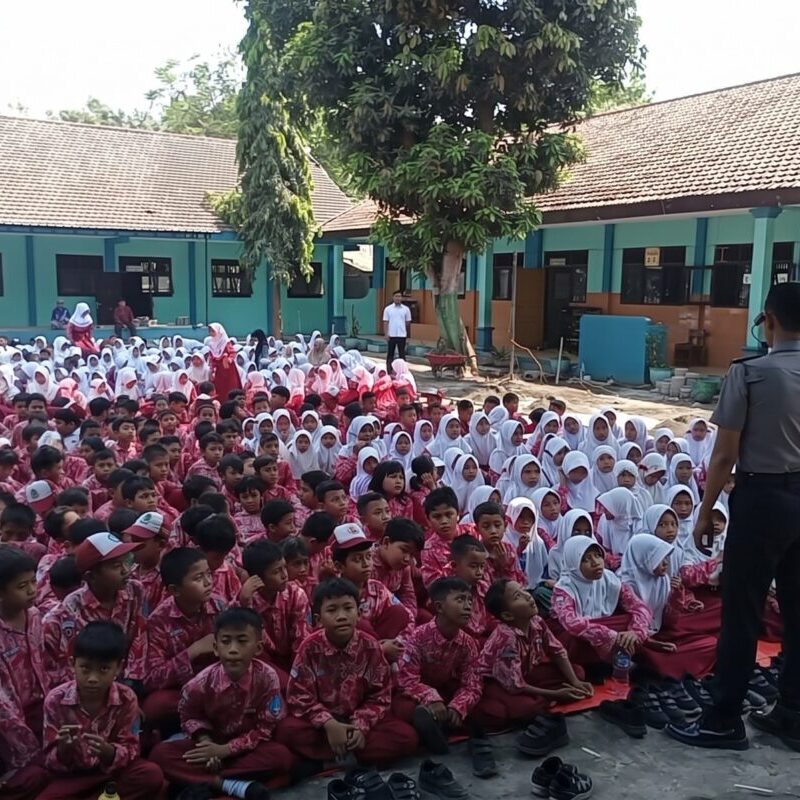 Polres Probolinggo Kota Cegah Bullying Sejak Dini, Salah Satunya Dilaksanakan Oleh Jajaran Polsek Tongas