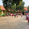 Sambangi SDN Muneng Leres 1, Kapolsek Sumberasih Edukasi Siswa soal Bahaya Bullying