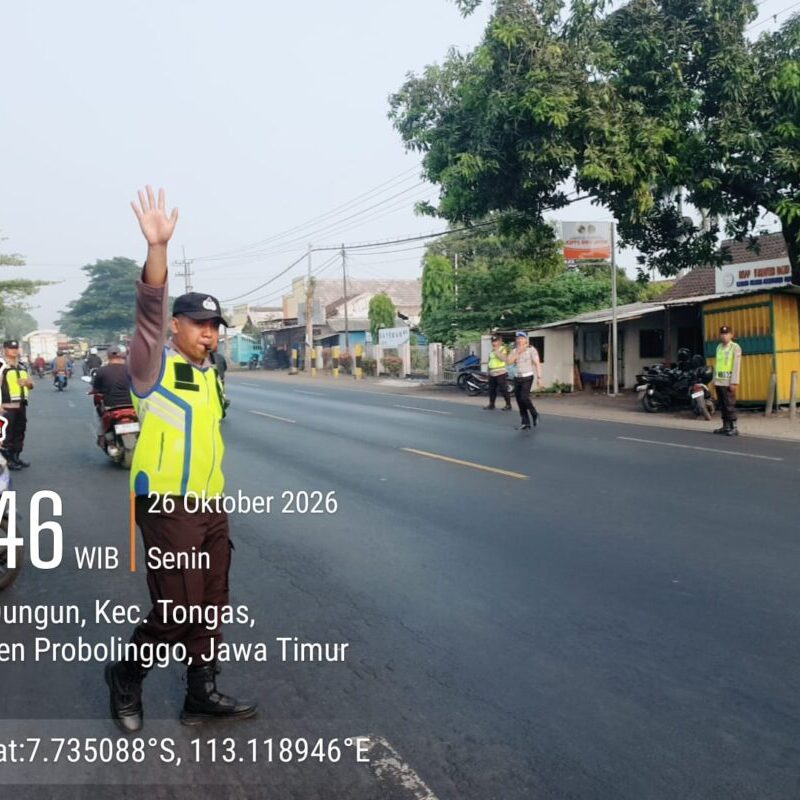 Polsek Tongas Gelar “Strong Point Pagi”, Kehadiran Polri Dirasakan Langsung oleh Masyarakat