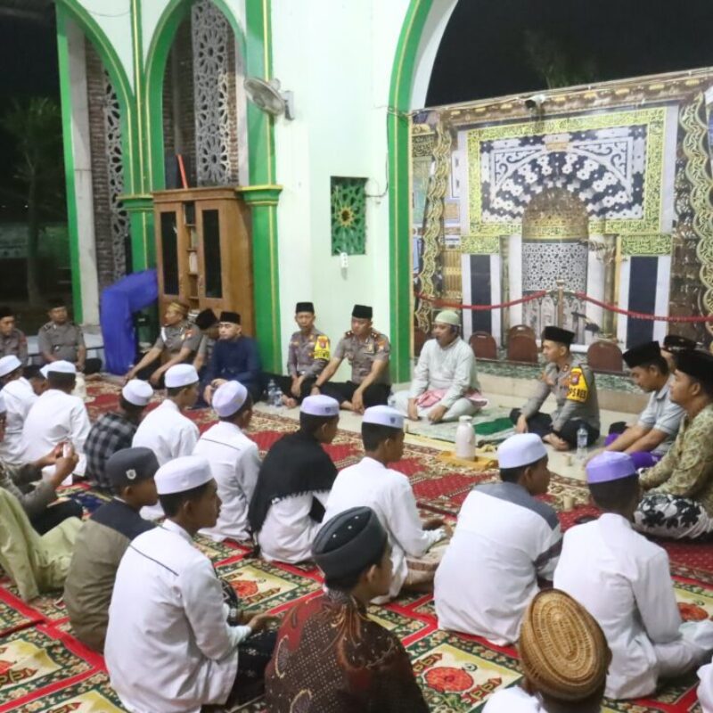 Kapolres Probolinggo Kota Gelar Subuh Keliling di Ponpes Nurus Salafiyah, Perkuat Sinergi Jaga Kamtibmas
